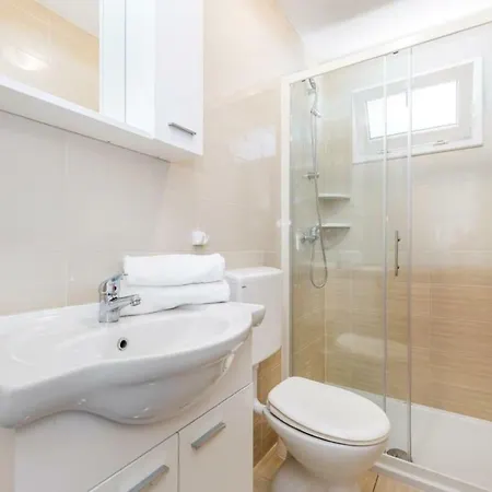 База відпочинку Brugor Mobil Homes