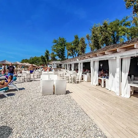 Tatil parkı Brugor Mobil Homes *
